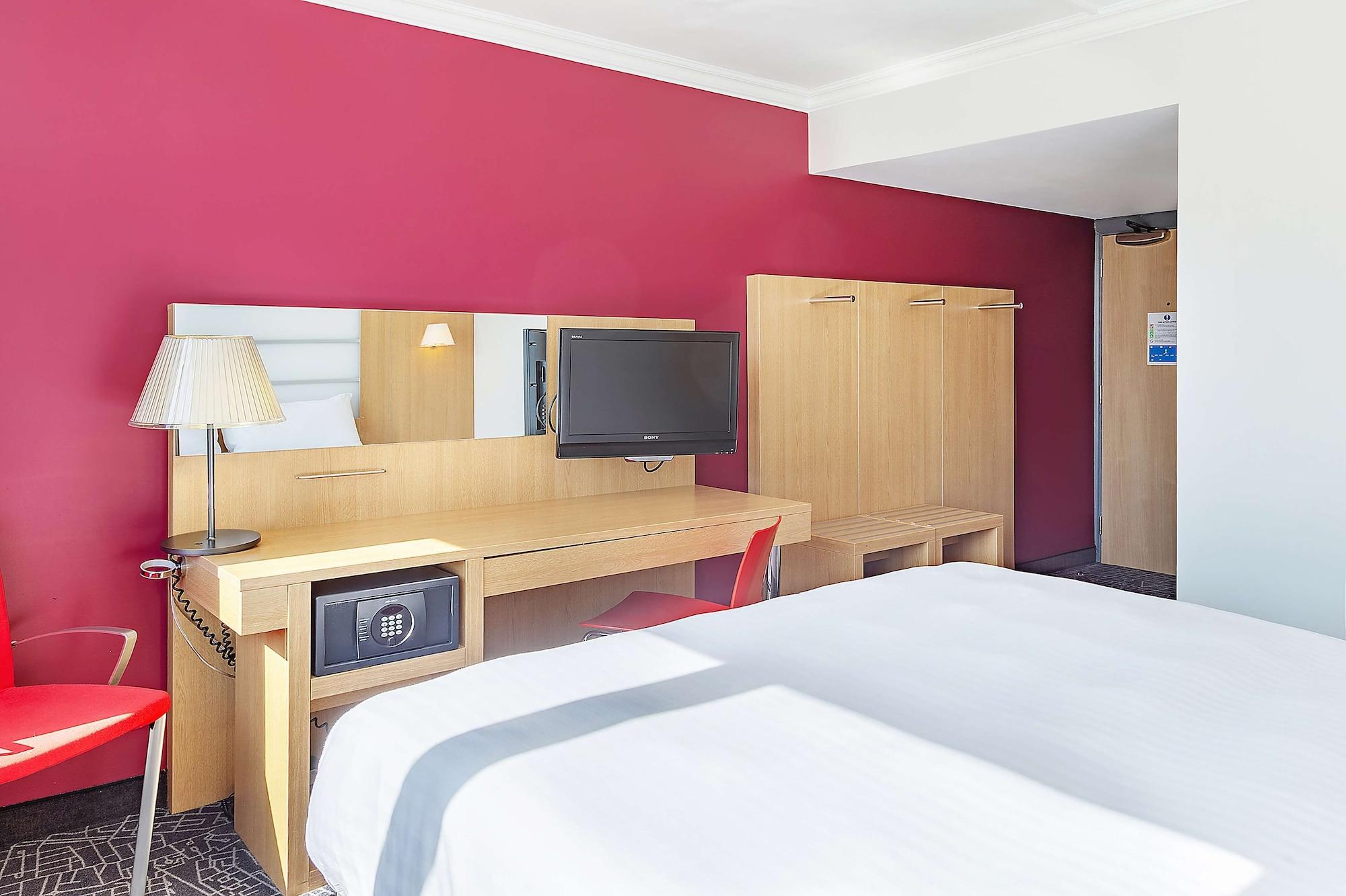 Mercure ノーザンプトン エクステリア 写真