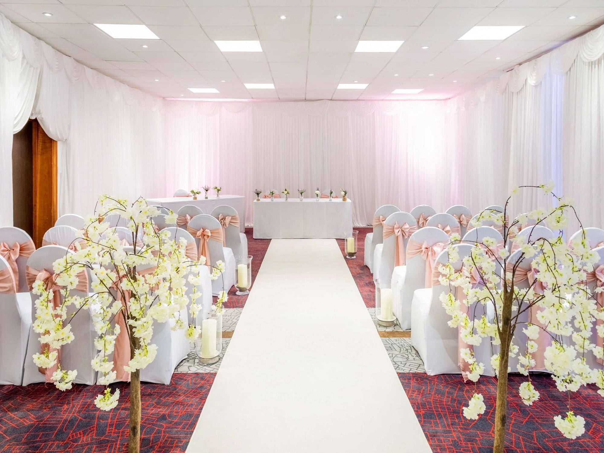 Mercure ノーザンプトン エクステリア 写真